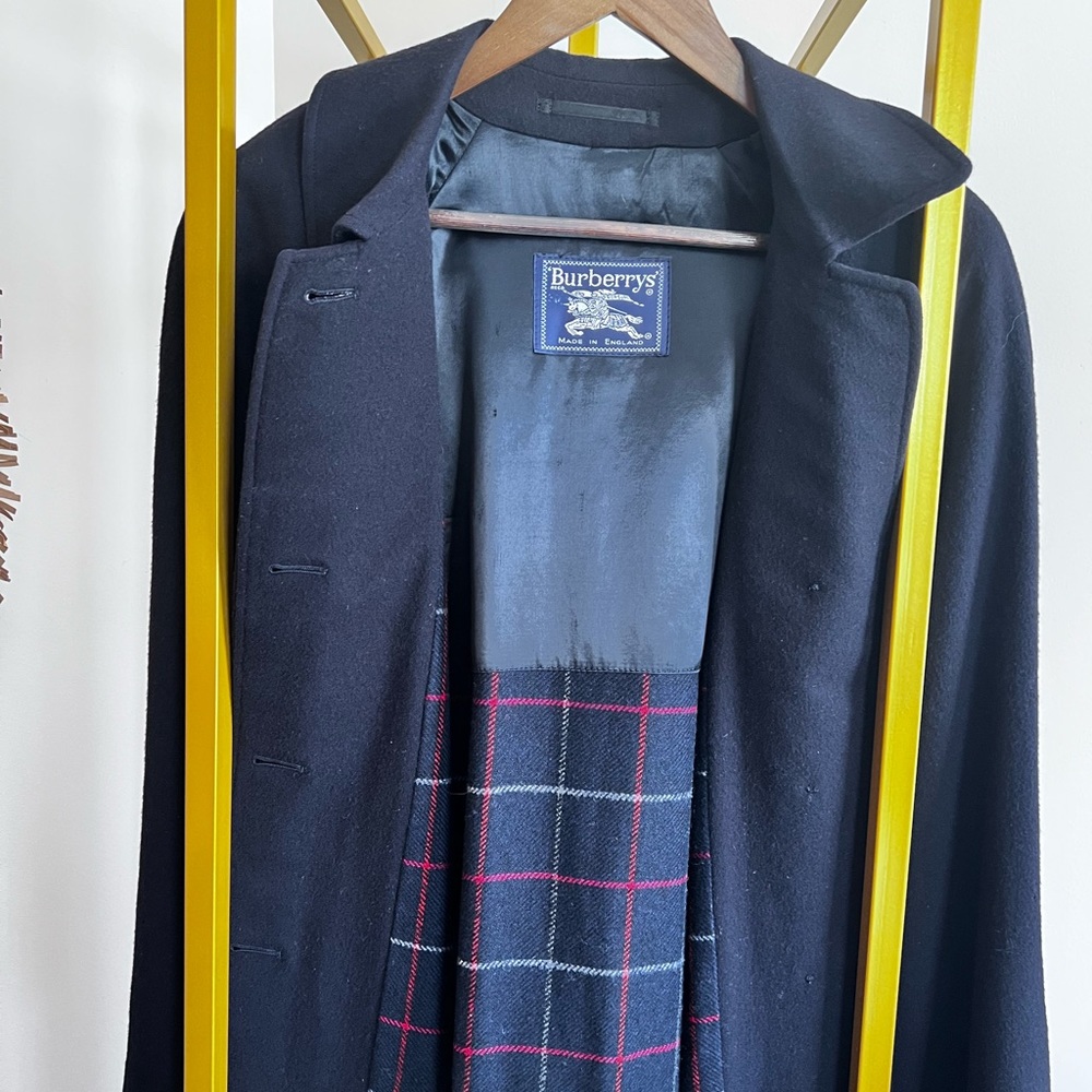 Classic Wool Navy Blue Burberry Trenchcoat